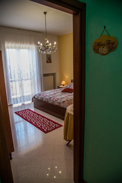 B&B Casa Mariangi Кастеллана-Гротте Экстерьер фото