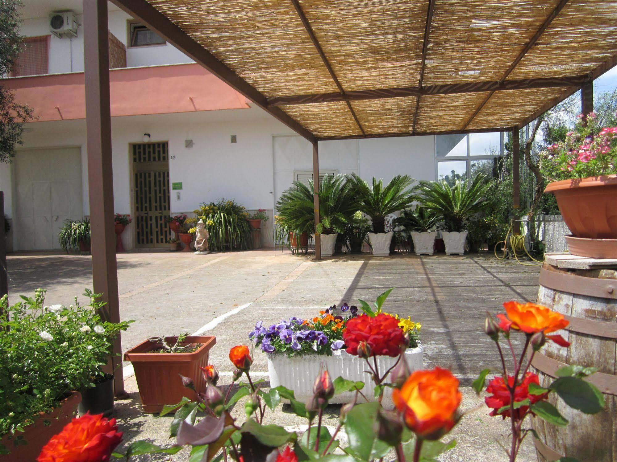 B&B Casa Mariangi Кастеллана-Гротте Экстерьер фото
